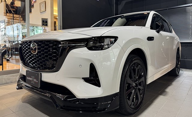 マツダ・CX-60にセラミックコーティングを施工