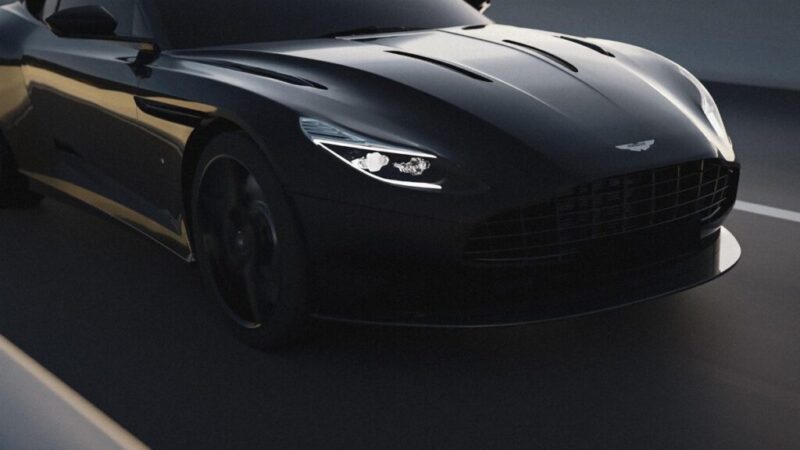 アストンマーティンにこそコーティングが欠かせない理由について解説するイメージ