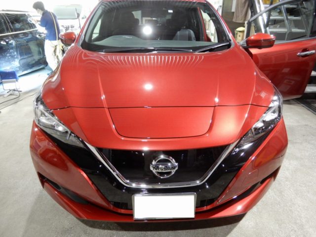 駐車監視モードで愛車を監視!リーフにドラレコ取り付け♪