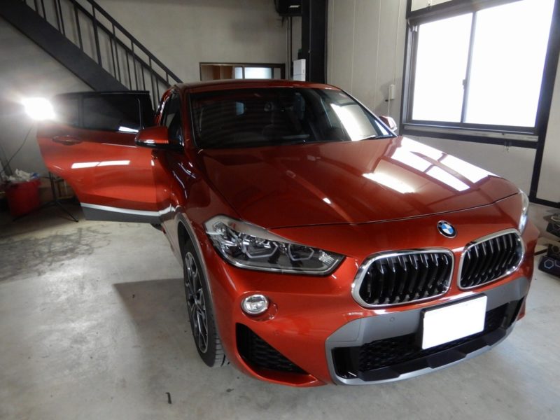 BMW X2 をデッドニング施工
