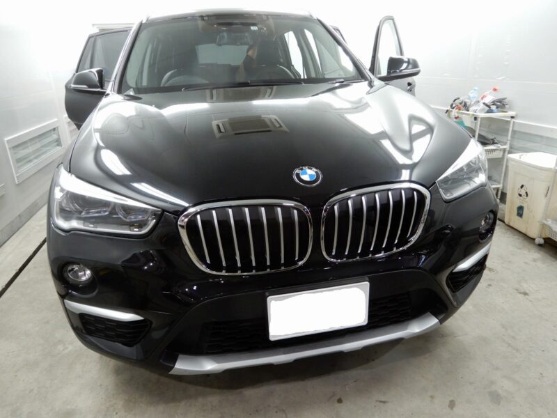 BMW　ルーフデッドニング施工