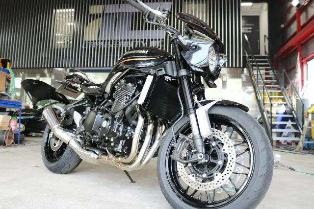 カワサキＷ650にセラミックプロ9Ｈ4層バイクコーティング