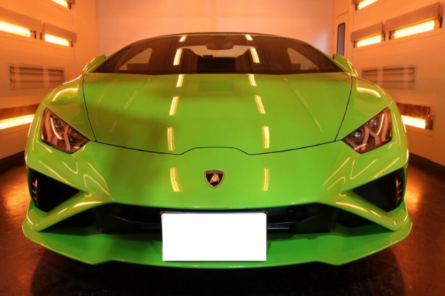 ランボルギーニウラカンにセラミック