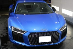 アウディR８にプロテクションフィルムZELの施工5