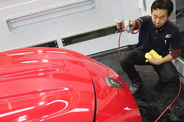 アバルト124スパイダー カーコーティング 施工完了中 - トータルカービューティIIC アバルト124スパイダー カーコーティング 施工完了中