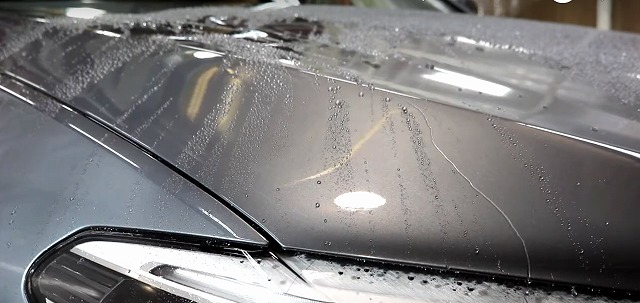 撥水ガラスコーティングの洗車や撥水しなくなった際の対処法 