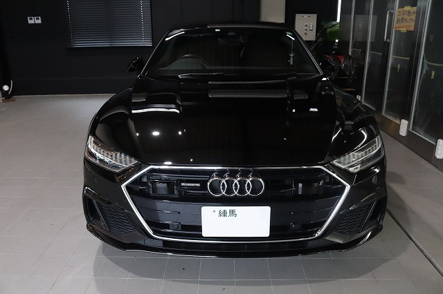 アウディA7にカーコーティング施工完了