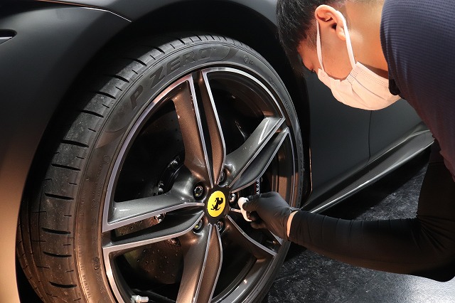 フェラリローマにコーティング ホイールコーティング