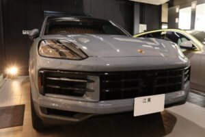 ポルシェ カイエン コーティング 施工完了2
