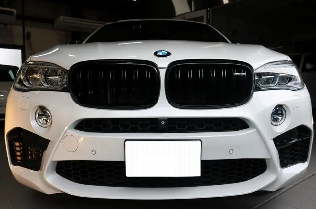 神奈川県・茅ヶ崎市｜BMW X6Mにセラミックコーティングを施工