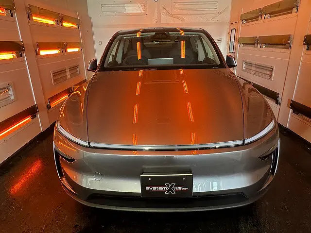 新型テスラ モデルYジュニパーのカーコーティング施工事例 - トータル