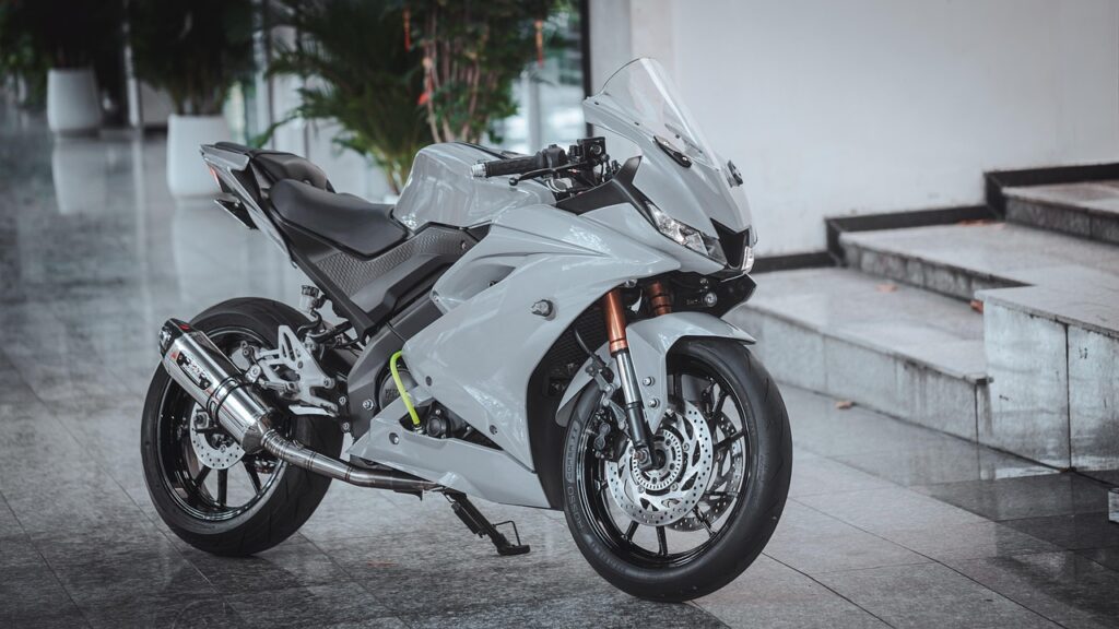 主な施工店のバイクコーティング費用
