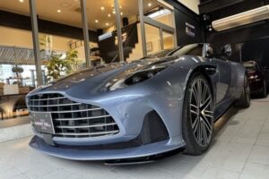 アストンマーティンDB12 施工完了