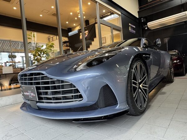 アストンマーティンDB12 施工完了