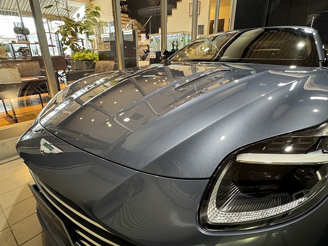 アストンマーティンDB12 施工完了3