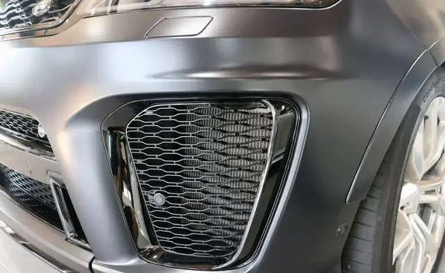 ランドローバー・スポーツにXPELプロテクションフィルムを施工