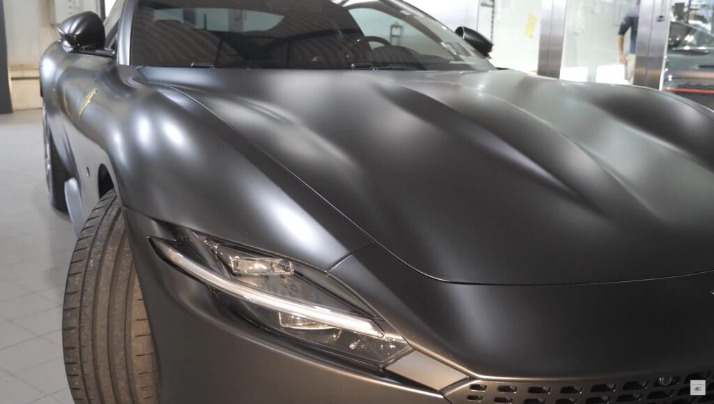 プロテクションフィルムをおすすめする人について解説するイメージ