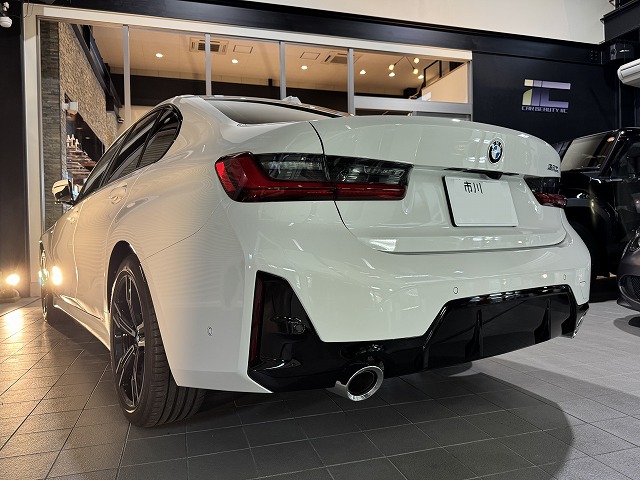 BMW320iにカーコーティング施工完了2