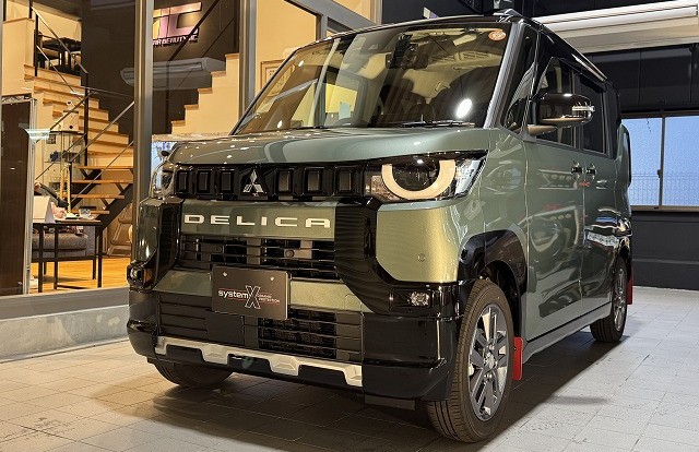 三菱・デリカミニにセラミックコーティングとウインドウコーティングを施工