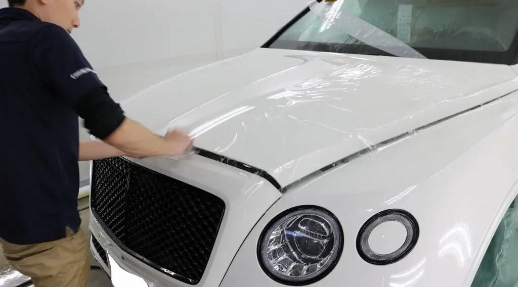 保護力にこだわりたい場合は「プロテクションフィルム」もおすすめであることを解説するイメージ