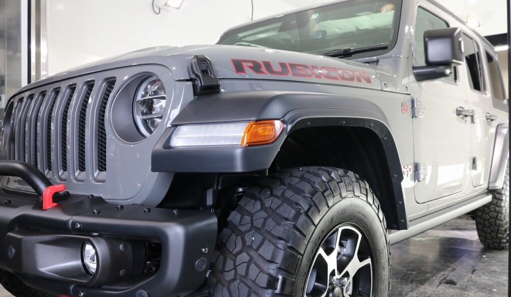 Jeep・ラングラーにガラスコーティングを施工