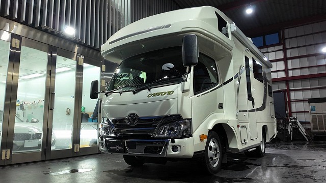 キャンピングカー　VANTECH　ZiL520　セラミックコーティング施工後　習志野