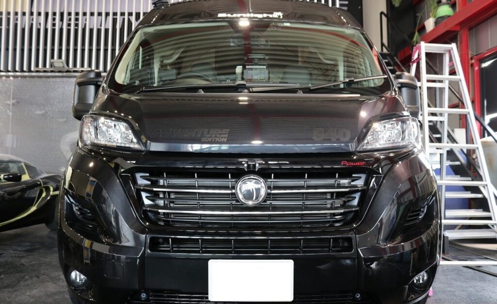 フィアット500X Ducatoにガラスコーティングを施工