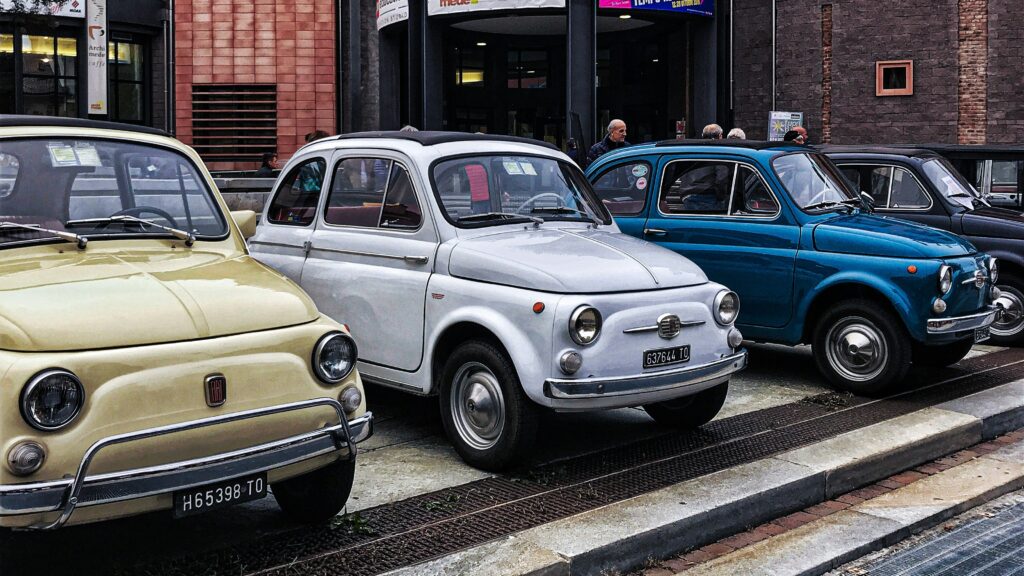 フィアットにおすすめのコーティング種類と特徴について解説するイメージ