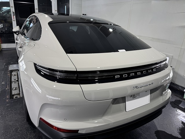ポルシェ・パナメーラE-ハイブリッド　プロテクションフィルム施工後　東京