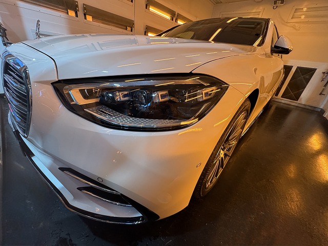 メルセデスベンツ S500　遠赤外線熱乾燥作業中　中央区