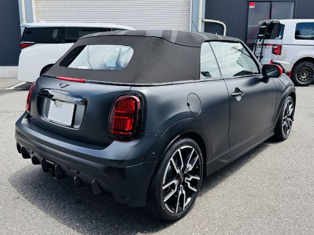 MINIジョンクーパーワークス コンバーチブルに、XPELステルスプロテクションフィルム施工が完了