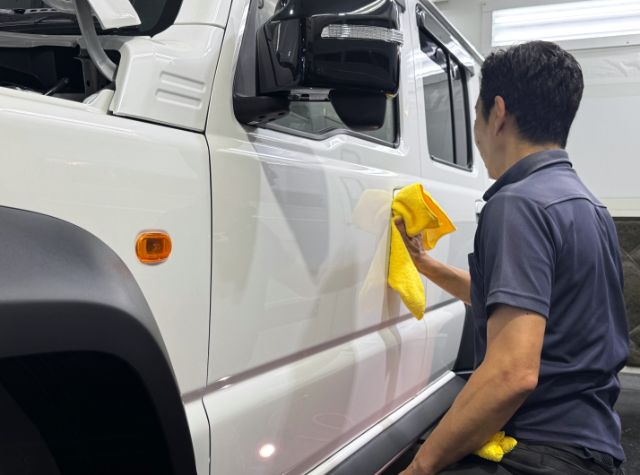 スズキ ジムニーノマドにセラミックコーティング　コーティング