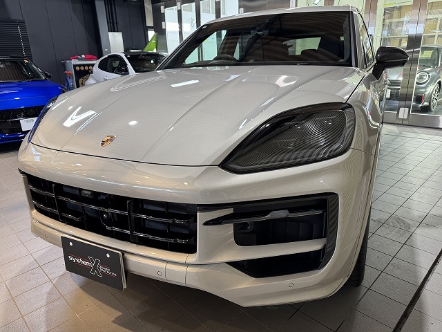 ポルシェカイエン　セラミックコーティング施工後　完成写真　市川