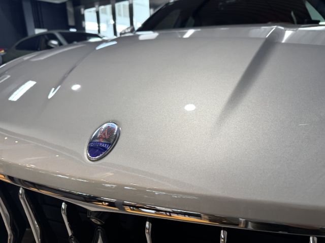 マセラティレヴァンテのカーコーティングが完了