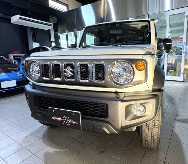 スズキ ジムニーノマドにセラミックコーティング　完成正面