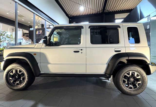 スズキ ジムニーノマドにセラミックコーティング　完成横