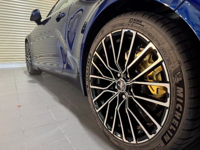 アルピーヌA110Sのホイールにセラミックコーティング施工が完了