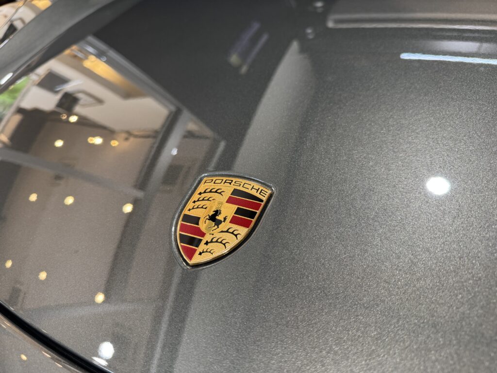 ポルシェ718ボクスターGTS エンブレム