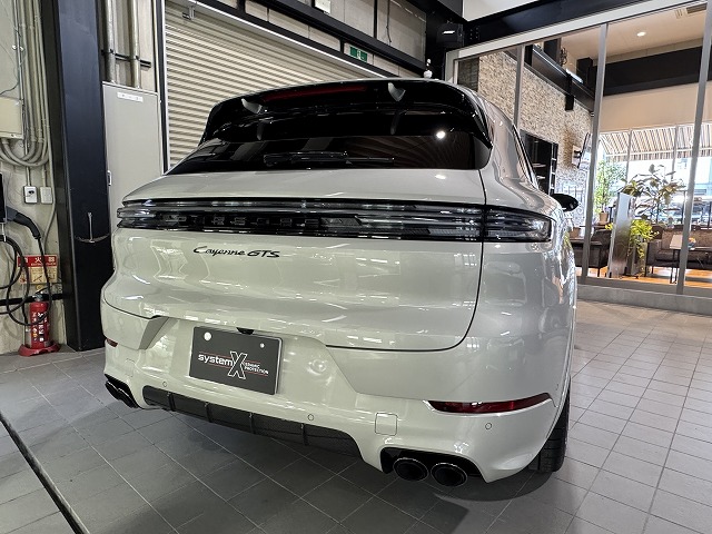 ポルシェカイエン　セラミックコーティング施工後　完成写真　市川