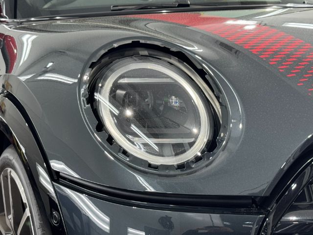 INIジョンクーパーワークスコンバーチブルにステルスプロテクションフィルムを全面施工