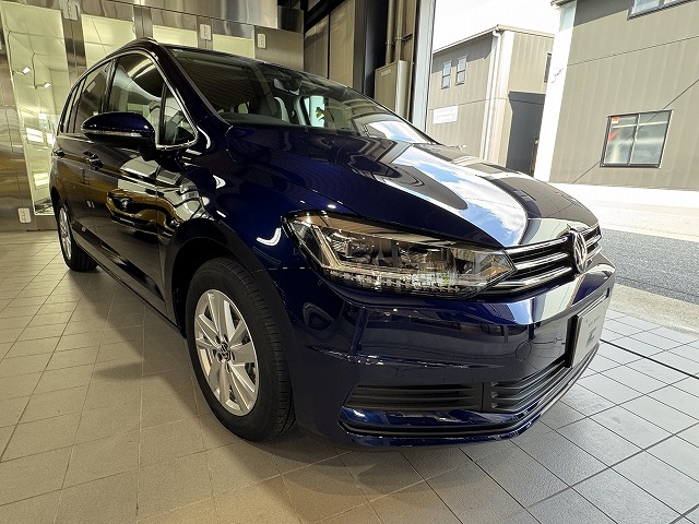 フォルクスワーゲン トゥーラン　セラミックコーティング施工後　完成　世田谷区