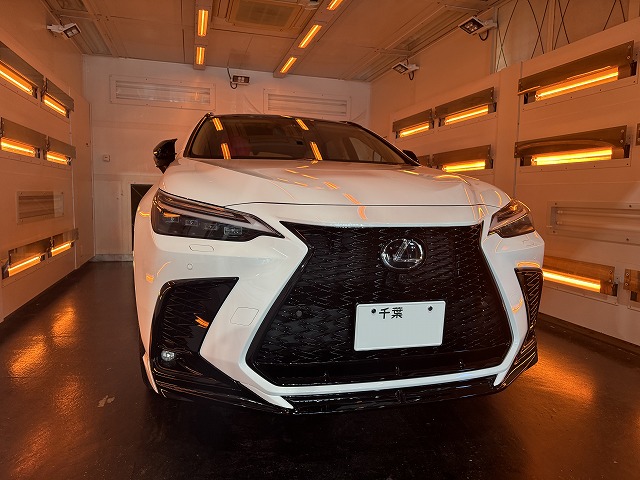 レクサスNX350　遠赤外線乾燥作業中　千葉市