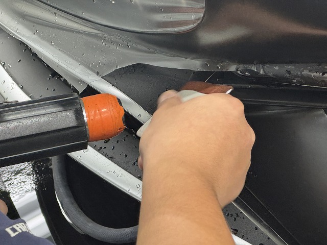 003 - トータルカービューティIIC メルセデスベンツCLE53 プロテクションフィルム貼り付けの様子 流山市