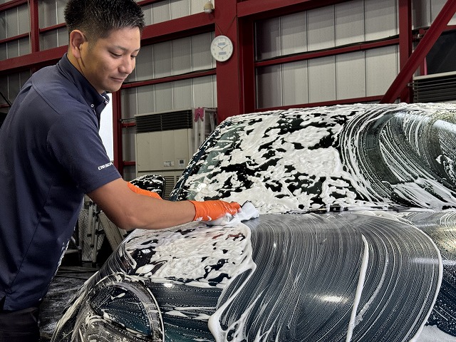 FIAT 600 Hybrid　洗車中の様子　千葉市