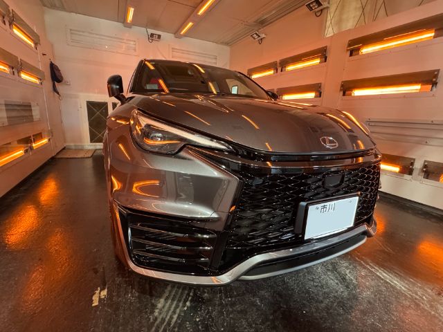 レクサス　LBX 遠赤外線熱乾燥中　市川市