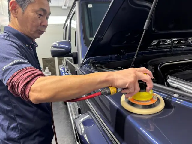 038 - トータルカービューティIIC メルセデスベンツ G400d 研磨作業中 伊東市
