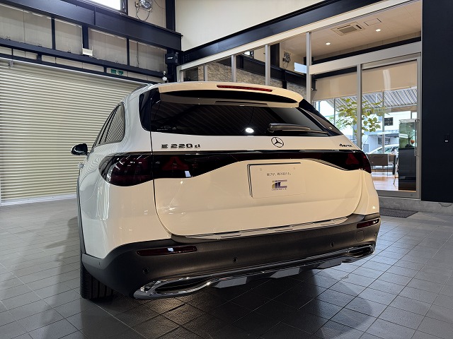 045 - トータルカービューティIIC メルセデスベンツ E220dオールテレイン プロテクションフィルム施工後 完成写真 品川区