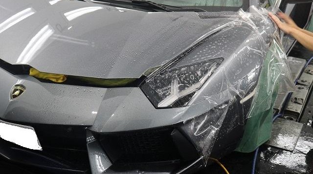 プロテクションフィルムに関するよくある質問に答えていくイメージ