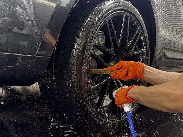 ポルシェ マカンGTS 洗車の様子　長野