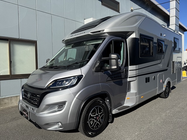 アドリア マトリックス スプリーム 670SL セラミックコーティング施工後　完成写真　江戸川区